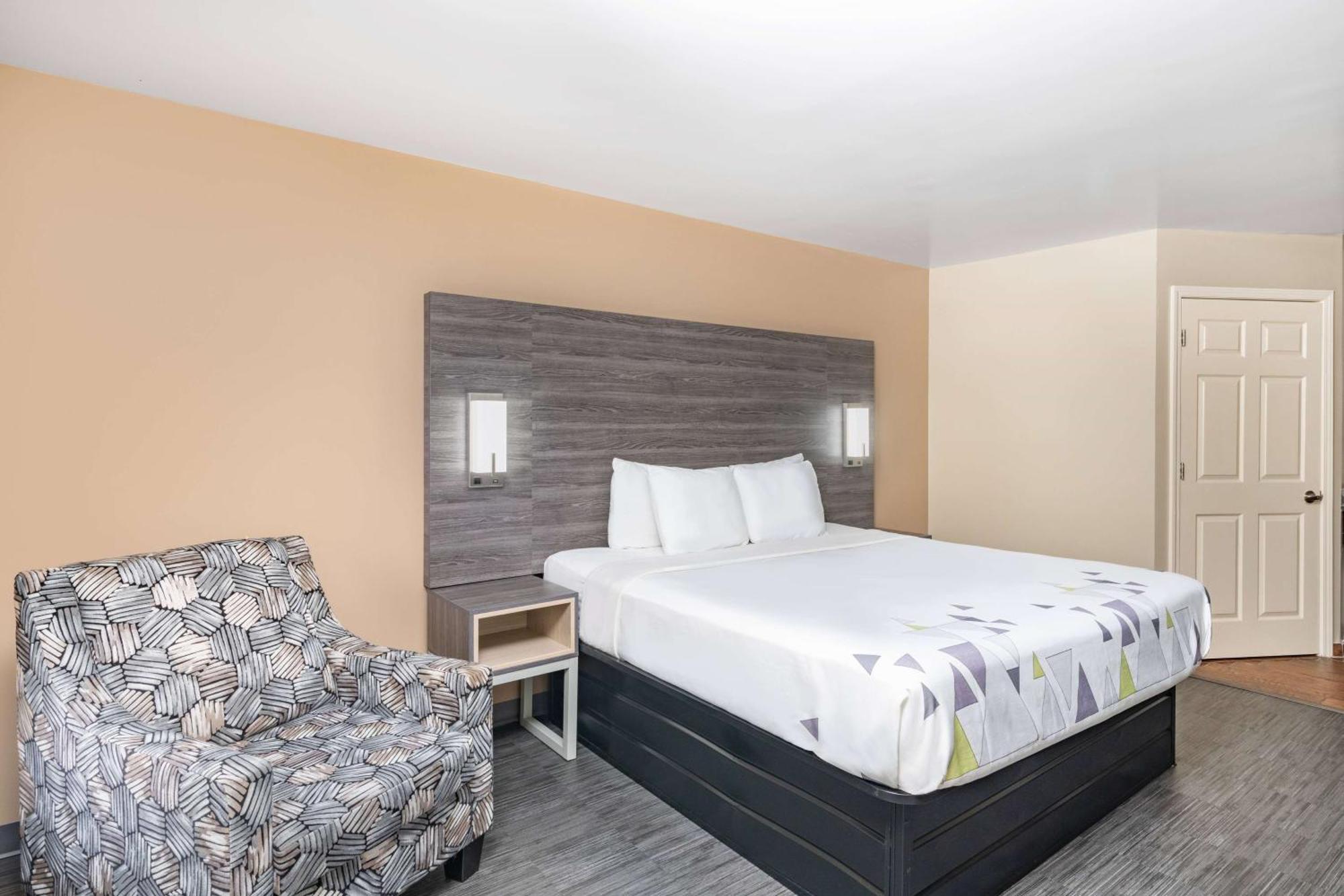 Baymont By Wyndham Commerce Ga Near Tanger Outlets Mall Dış mekan fotoğraf