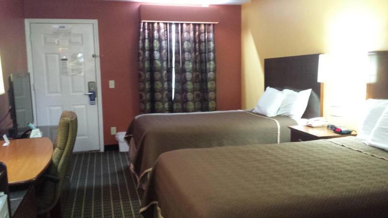 Baymont By Wyndham Commerce Ga Near Tanger Outlets Mall Dış mekan fotoğraf